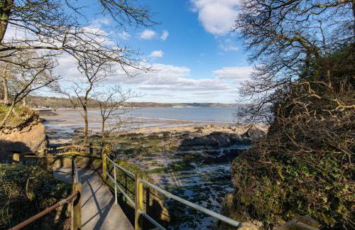 Sunningdale - Beach Side Cottage, Sea Views, Parking - Photo 86