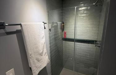 Loft Moderno Manobrista e Equipado - 2 min Shoppings - Foto 17