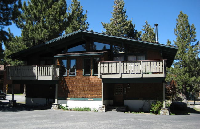 Chateau Sans Nom by Mammoth Reservation Bureau - Foto 53