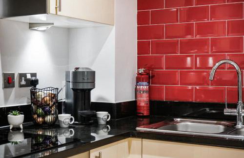 Spacious 1 bed flat with balcony minutes walk to Canary Wharf - Foto 12