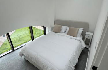 Threshing Barn- Modern 5 Bed, 10 person, Barn Conversion in a Rural Location with Great Access - Foto 12