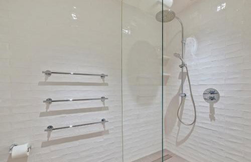 Whitfield Street Residences by Aeria Apartments - Photo 9