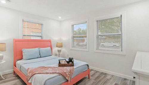 Quaint Gulfport Beach Bungalow - Foto 4