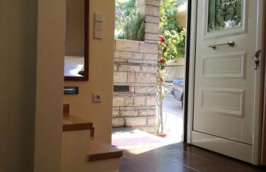 Agapi's Two Levels Studio - Foto 9