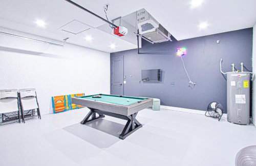 Luxurious Waterfront Home with Heated Pool and Jacuzzi - Foto 32