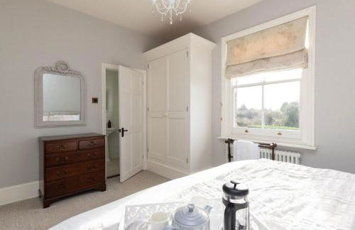 House & Annexe Sleeps 18 Heated Pool - Photo 31