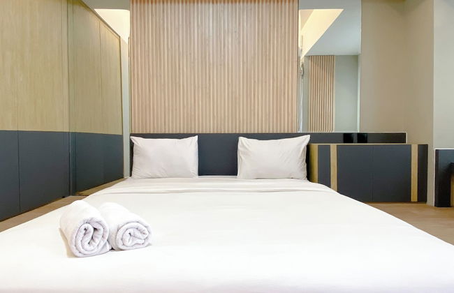 Modern Look Studio at LRT City Jatibening Apartment - Photo 2