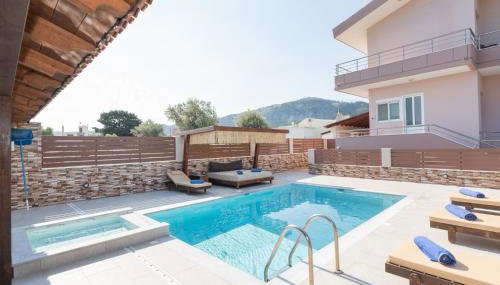 M & S Villa - 4 bedroom villa with heated pool - Foto 3, sunbed