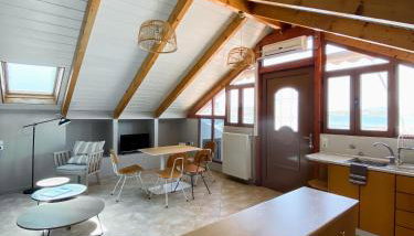 Live in Lemnos Attic Apartment - Foto 5