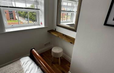 Grammar School Yard Four Bedroom Free Parking - Foto 20