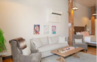 Dollys Downtown Loft Knoxville - Photo 9