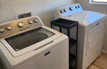 Rural Living Near the Strip - Foto 13