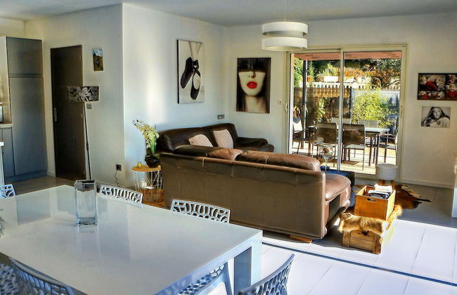 Beautiful Holiday Home With Garden - Foto 20