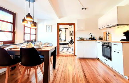 ROMANTIC-Apartment - Altbauflair mit Dachterrasse & Waldblick, Maisonette, 80m2 - Foto 3