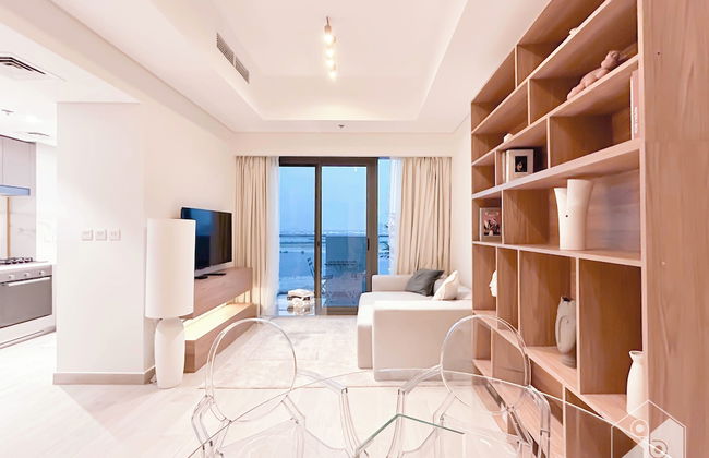 Gorgeous 1B Apt With Balcony in Azizi Fawad - Photo 11