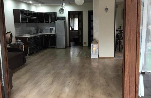 Urokliwy Domek nad Brzegiem Jeziora - Foto 15