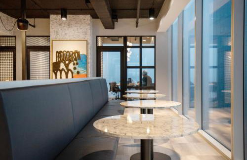 Blueground Streeterville pool gym nr Pier CHI-1168 - Foto 40