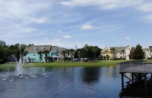 Runaway Beach Club Condo near Disney - Foto 22