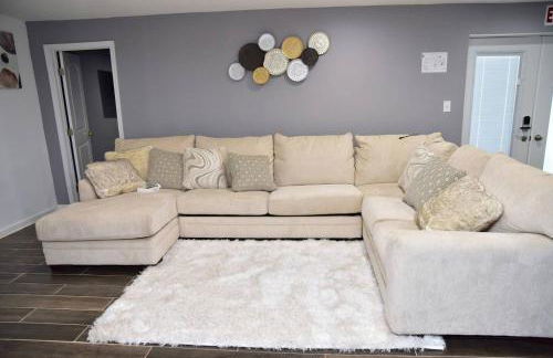 Spacious 5 BR House w/ Gym - Foto 3