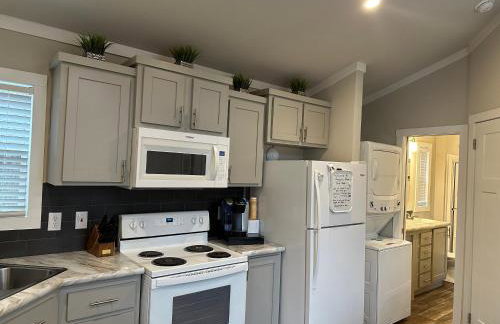 Charming Tiny Home! Close to Oxford, Sardis Lake, Safari Animal Zoo - Foto 7