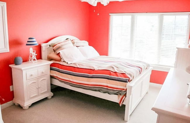 Coastal Escape w Pool Pool Table Walk to Beach - Foto 22