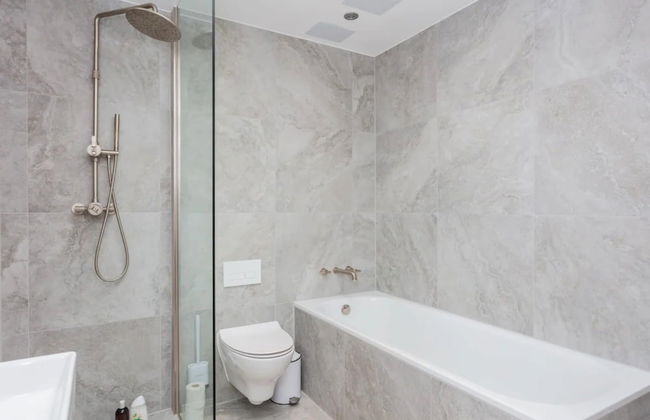 Contemporary 2 Bedroom House in Vibrant Shepherds Bush - Foto 18