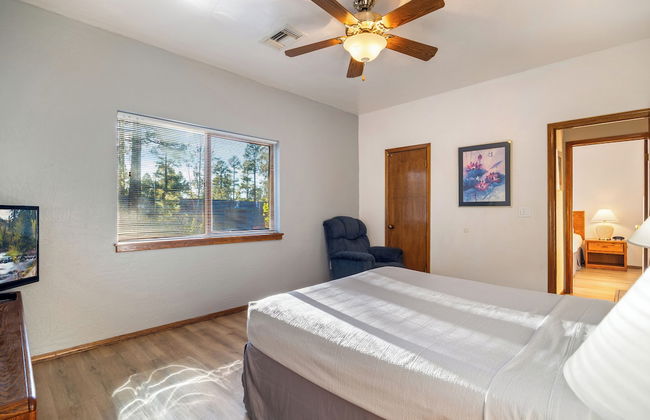 Roundhouse Resort - Photo 17