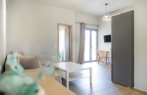 DION APARTMENTS - Photo 12