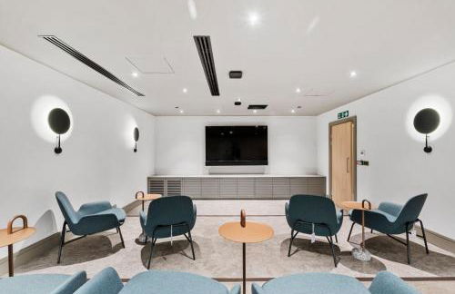 Modern & Cozy 2-Bedroom Apartment plus Parking, Gym, Cinema, Games Room, Workspace - Foto 25