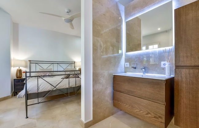 4bed Villa Sleeps 8- Pool, Garden, Bbq, Near Beach - Foto 18