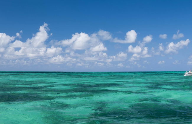 Cayo Blanco Catamaran Trip - Photo 2