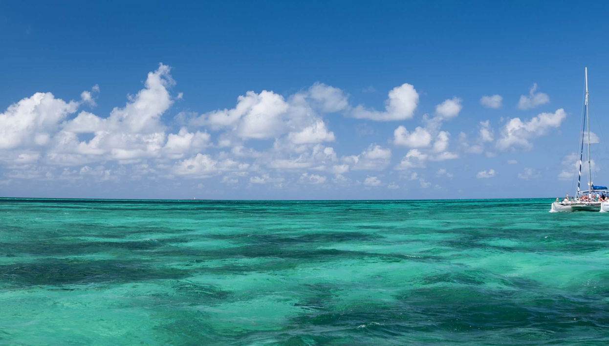 Cayo Blanco Catamaran Trip