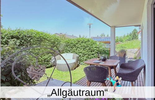 Ferienwohnung Allgäutraum - hochwertig und modern mit Whirlpoolwanne - Photo 1