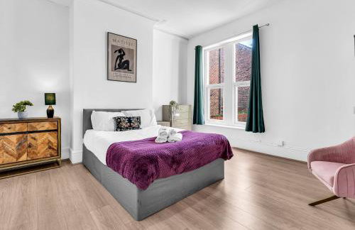 Anfield House - Liverpool Retreat 7 Bedroom Home - Photo 10