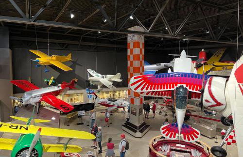 Central Oshkosh Stay - Walk to Lake and Downtown - Foto 16