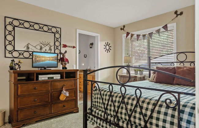 Bearfoot Lodge Near Hiking & Skiing! - Foto 12