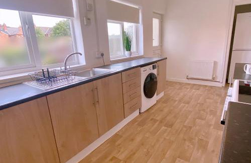 Group accommodation Wolverhampton - Foto 23