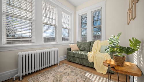 Charming Studio with Sun Room Sleeps 4 - Foto 3