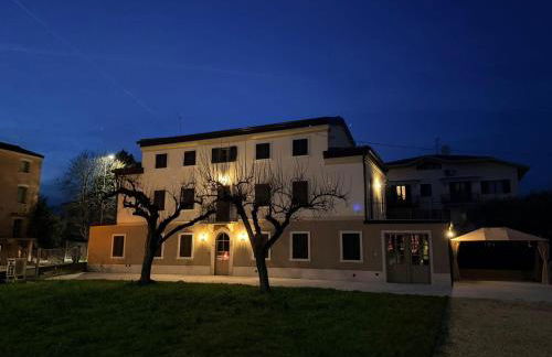 SUNFLOW Luxury Suites - Foto 7