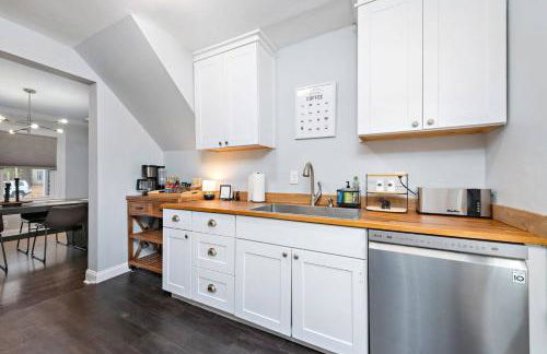 3BR 3BA Fairway Home • Dog-Friendly • Fenced Yard - Photo 11