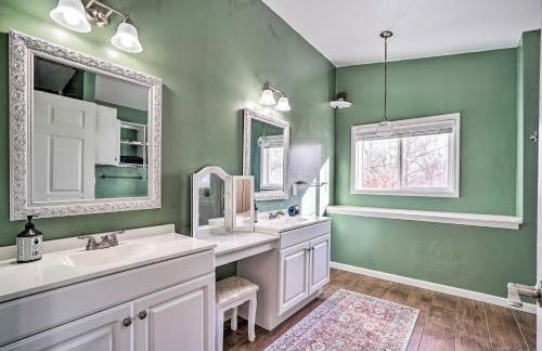 Gray Home with View of Boone Lake and Fire Pit! - Foto 15