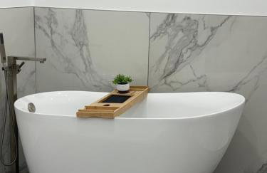 House in the Palisades Hills with City and Mountain views - Foto 20