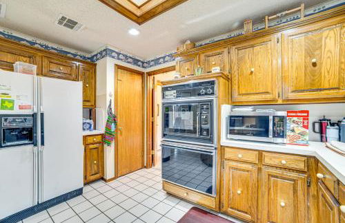 Pet-Friendly Home with Pool - 8 Mi to Central Plano! - Foto 3