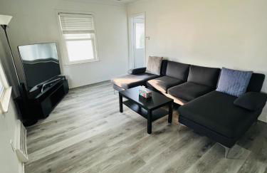 Charming & Spacious 3 bedroom Home near Downtown Ferndale, MI - Foto 5