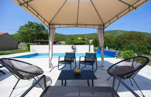 Stunning Home In Krstatice - Photo 11
