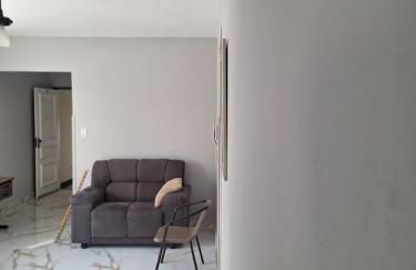 Apartamento com Estacionamento, Wi-Fi, Ar condicionado a 300 metros da Praia da Enseada no Guarujá. - Foto 49