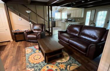 Hideaway - 3 BR Home with PRIVATE POOL on wooded lot - Foto 13