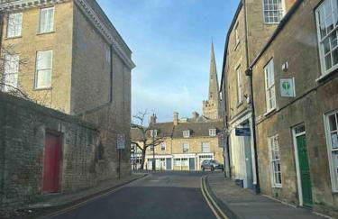 Grade II listed Cottage in Oundle with private courtyard - Foto 17