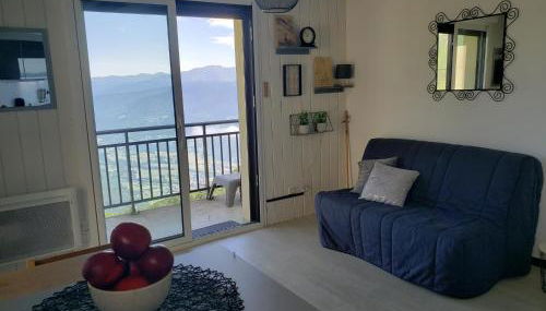 VUE PANORAMIQUE SUR LES PYRÉNÉES - Photo 1