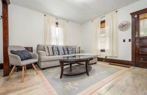 Mountain Serene Views and Creek-side Charm - Pet friendly - Foto 3